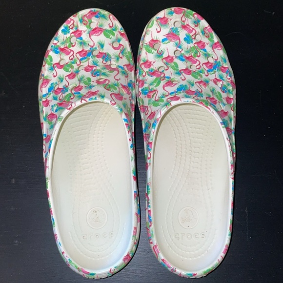 Crocs Freesail Flamingo Prints Clogs. Size 8. - Picture 6 of 11